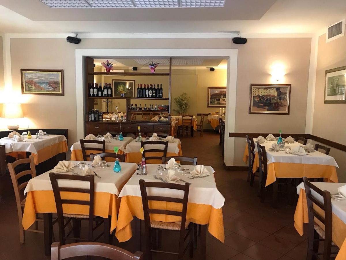 Hotel Tre Castelli Gallicano Luaran gambar