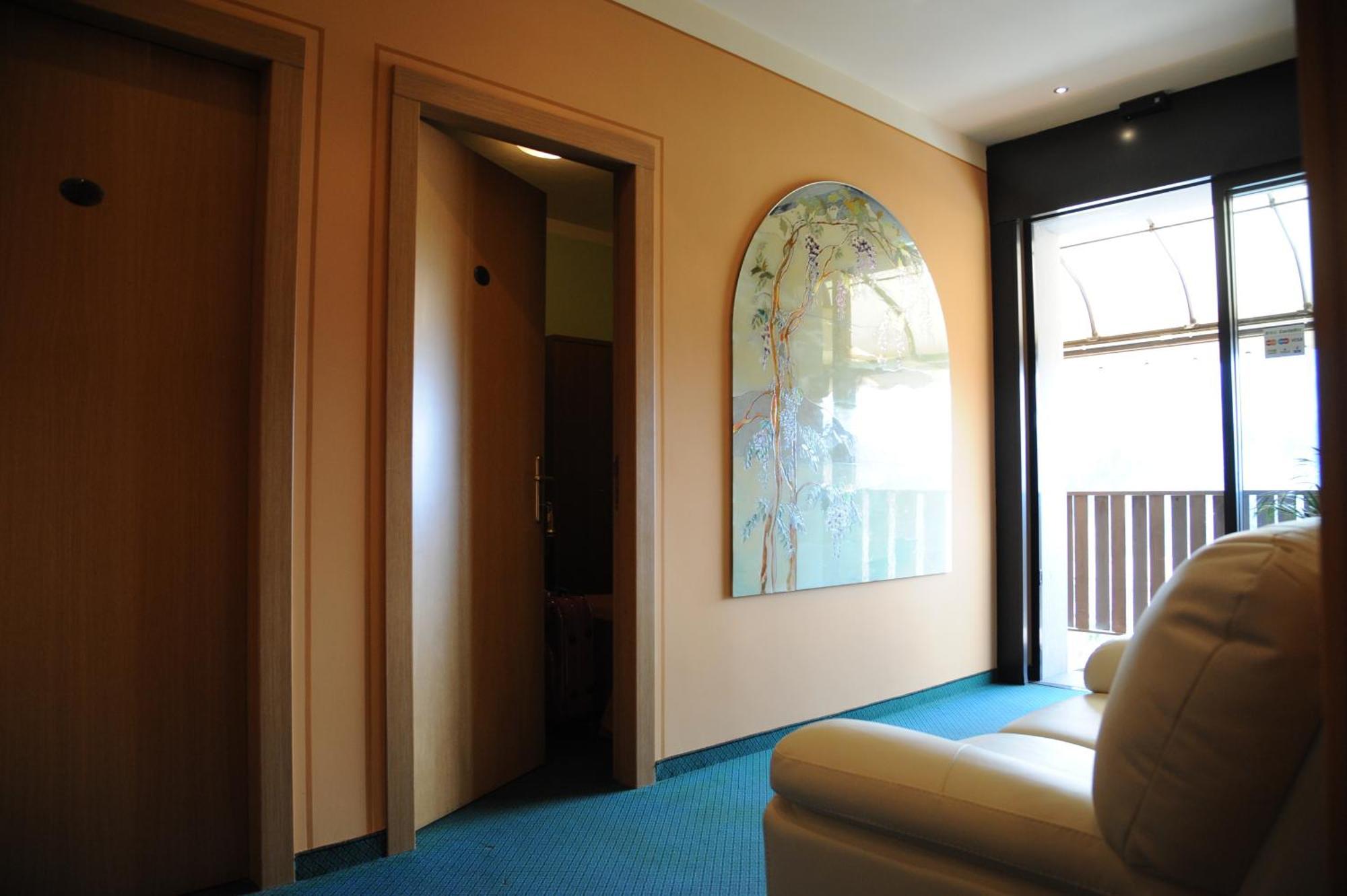 Hotel Tre Castelli Gallicano Luaran gambar